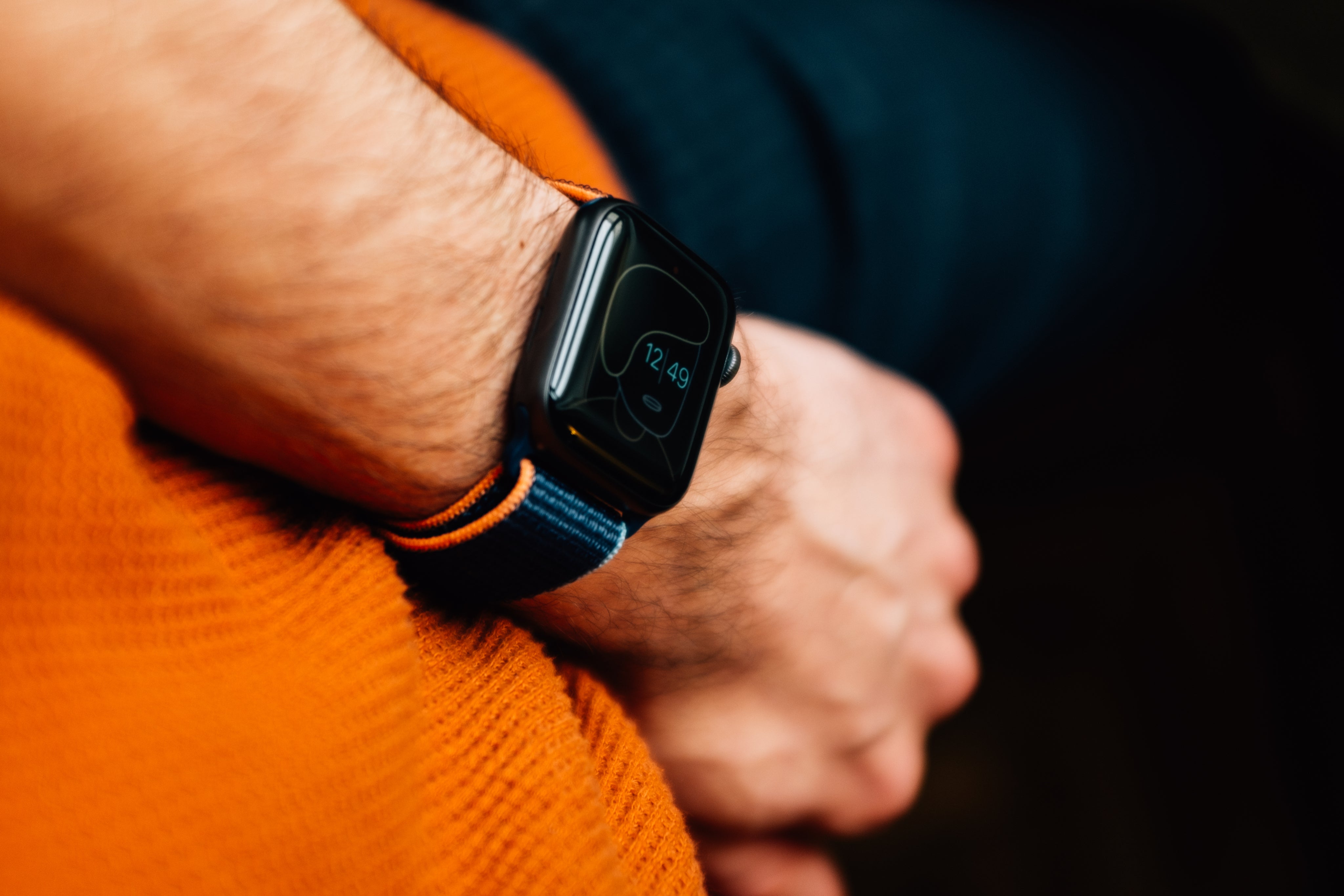 files/close-up-of-a-person-arm-wearing-a-smartwatch.jpg